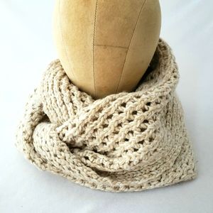 Chunky Knit Circle Scarf - Eddie Bauer- Natural